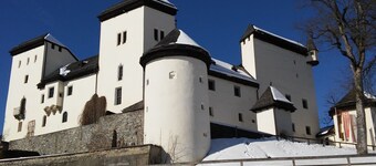 Mansion in Goldegg Near Ski Lift