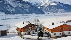 Exterior - Modern Apartment Near Ski Area in Uttendorf (Uttendorf)