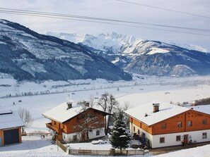 Exterior - Modern Apartment Near Ski Area in Uttendorf (Uttendorf)