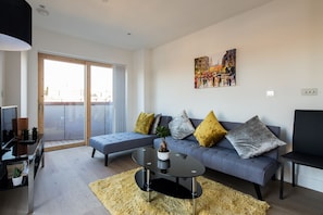 Two Bedroom Apartment | Living room | Flat-screen TV - Stunning flat in the heart of Shoreditch (London)