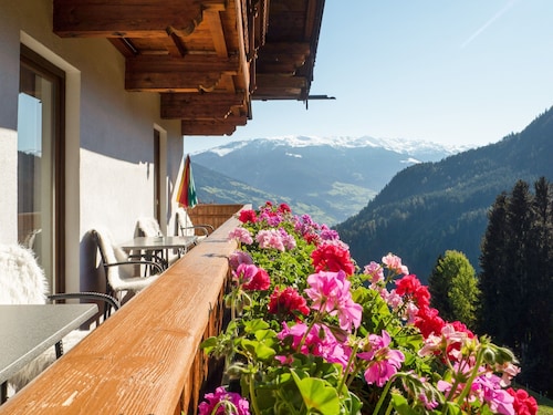 Apartment in Zillertal Near Ski Slopes