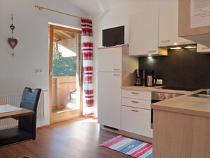 Apartment | Private kitchen | High chair - Apartment in Zillertal Near Ski Slopes (Fuegenberg)