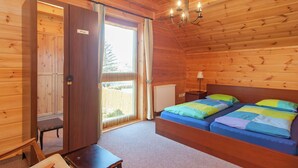 5 habitaciones y muebles diferentes 