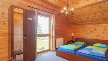 5 bedrooms, individually furnished