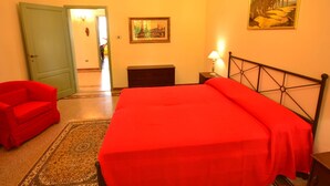 Unclassified image, 4 of 54, button - Hillside Villa in the Heart of Chianti (San Casciano in Val di Pesa)