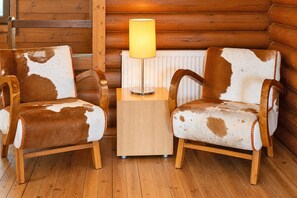 Alpehytte | Oppholdsrom