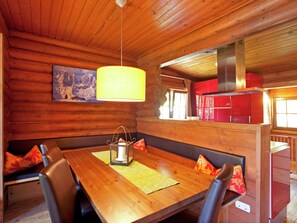 Chalet | Dining - Spacious Chalet in Wörgl-boden near Ski Area (Woergl)