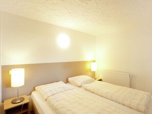 Chalet | 5 bedrooms, individually furnished, bed sheets - Spacious Chalet in Wörgl-boden near Ski Area (Woergl)