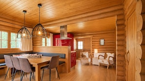 Chalet | Tempat makan