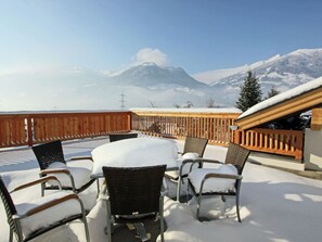 Balcony - Hilltop Apartment in Hart im Zillertal near Ski Area (Hart im Zillertal)