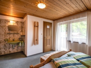Apartment | 2 bedrooms, individually furnished