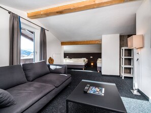 House | 5 bedrooms