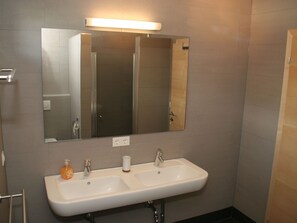 Apartment | Bathroom - Quaint Apartment near Skiing in Westendorf (Westendorf)