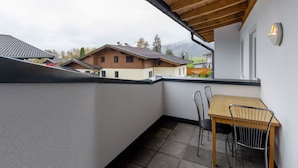 Balcony - Mountain View Apartment in Piesendorf With Sauna (Piesendorf)