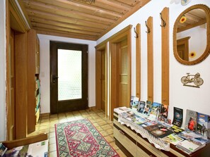 Chalet | Reception - Chalet in Leogang Salzburg, With Garden (Leogang)