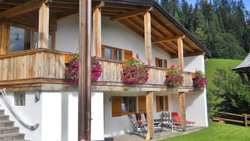 Chalet | Exterior