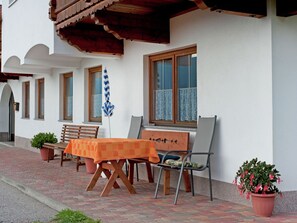 Balcony - Cozy Apartment in Gerlosberg near Ski Area (Gerlosberg)