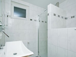 Ferienhaus | Badezimmer | Dusche