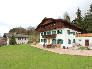 Apartment | Exterior - Vintage Apartment With Sauna in Hopfgarten (Hopfgarten im Brixental)