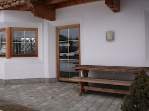 Balcony - Spacious Apartment with Garden near Ski Area in Tyrol (Hopfgarten im Brixental)