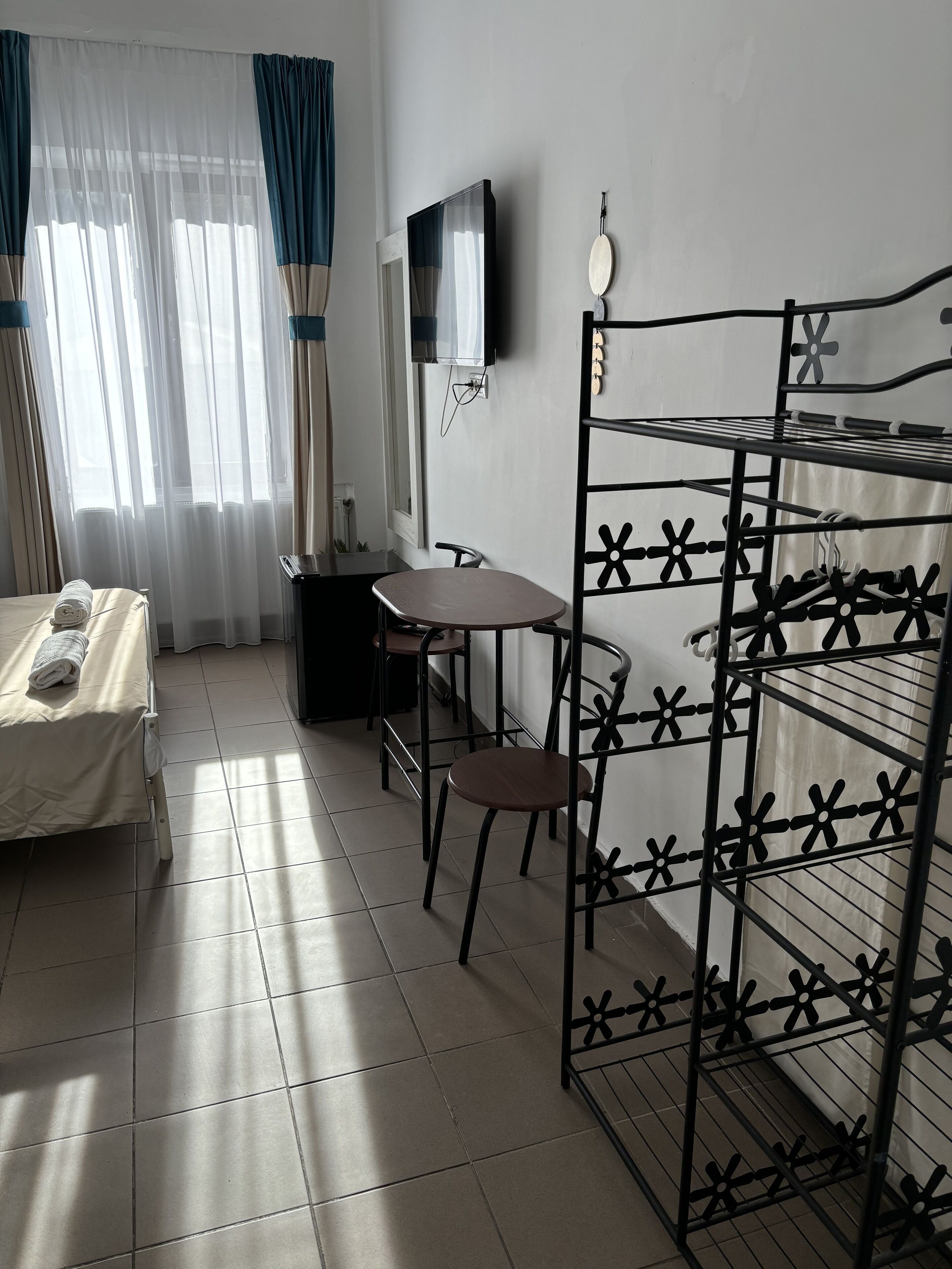 Standard Double Room | Free WiFi, bed sheets
