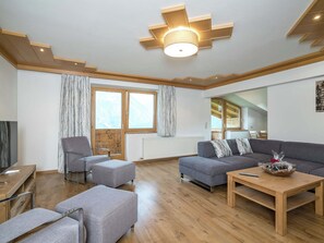 Chalet | Wohnbereich | Fernseher