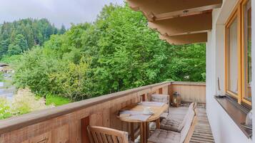 Apartment | Balkon