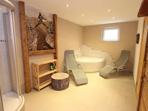 Bathroom - Wooden Chalet in Krimml Salzburg With Garden Grill (Krimml)