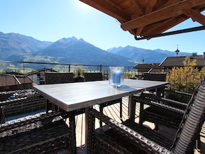 Balcony - Penthouse Apartment in Piesendorf Salzburg near Ski Area (Piesendorf)