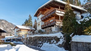 Apartment | Exterior - Spacious Apartment in Wörgl Tyrol near Ski Area (Woergl)