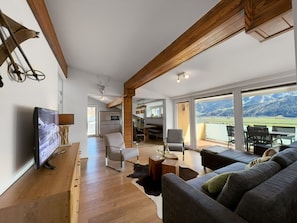 Apartment | Living room