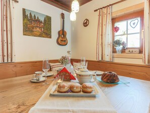 Dining - Tranquil Holiday Home in Thiersee on the Edge of the Forest (Thiersee)