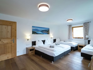 5 bedrooms, individually furnished, iron/ironing board - Chalet in Saalbach-hinterglemm in ski Area (Viehhofen)
