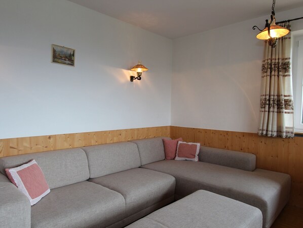 DVD player - Spacious Holiday Home in Westendorf With Balcony (Westendorf)