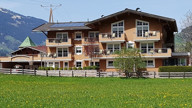 Unclassified image, 1 of 38, button - Pleasant Penthouse in Mayrhofen With Sauna (Mayrhofen)