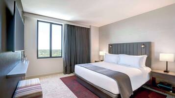 Sängtillbehör av högsta kvalitet och värdeförvaringsskåp på rummet