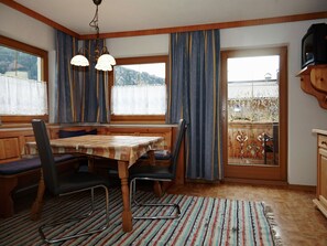 Dining - Modern Chalet in Gerlosberg Near Ski Area (Gerlosberg)