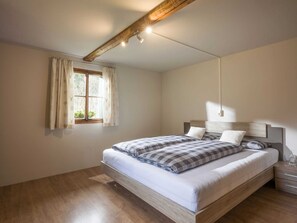 5 bedrooms, bed sheets - Farmhouse in Hopfgarten Near Ski Bus (Hopfgarten im Brixental)