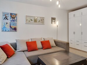 Apartment | Living area