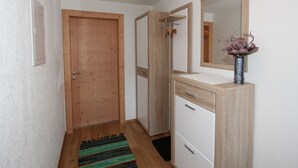 Unclassified image, 3 of 33, button - Apartment in Alpbach With Parking, Balcony, Storage, Heating (Alpbach)
