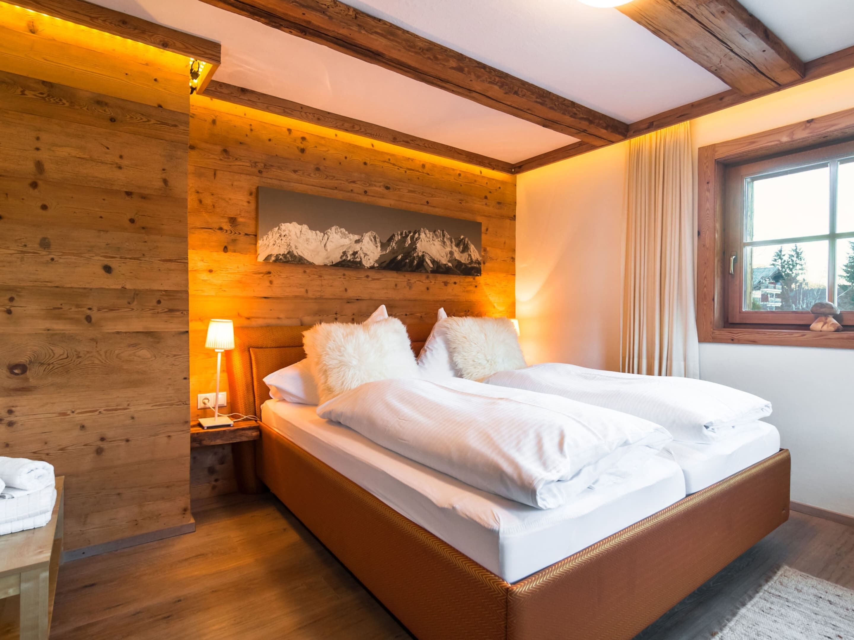 4 bedrooms, individually furnished, bed sheets