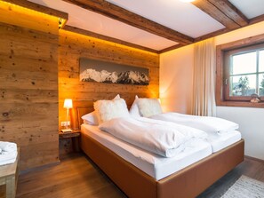 Chalet | 4 makuuhuonetta, yksilöllisesti kalustettu, vuodevaatteet