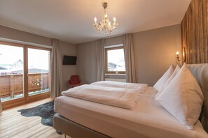 Chalet | 4 bedrooms, individually furnished, bed sheets