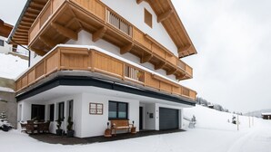 Exterior - Urban Apartment in Hopfgarten near Salvenaland Swimming Lake (Hopfgarten im Brixental)