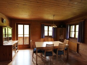 Dining - Quaint Apartment in Hopfgarten in Brixental near Ski Area (Hopfgarten im Brixental)
