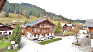 Exterior - Vintage Apartment in Salzburg near Ski Area (Bramberg am Wildkogel)
