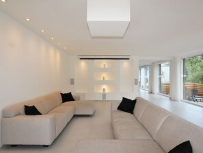 Smart-tv och en stereo