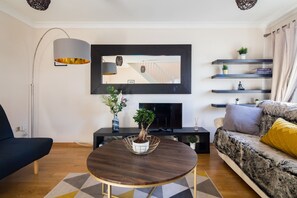 Two Bedroom Apartment | Living room | Flat-screen TV - Spacious Two Story House (London)