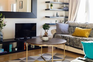 Two Bedroom Apartment | Living room | Flat-screen TV - Spacious Two Story House (London)