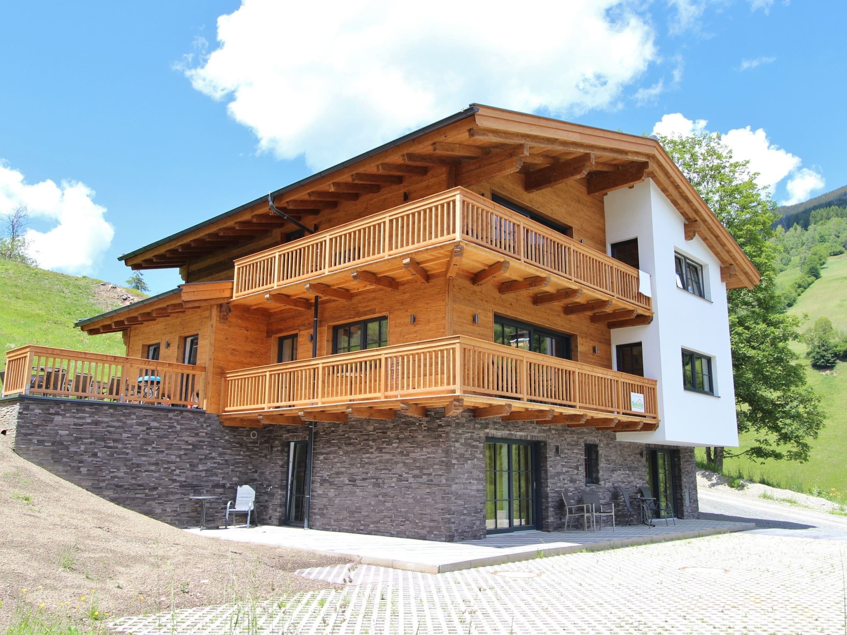 Chalet | Exterior